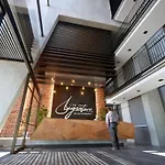 The Signature 410:Central Modern Aprt With Parking